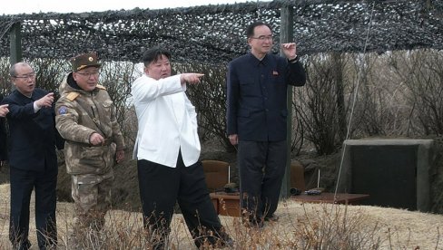 КИМ АКТИВИРАО АТОМСКИ ТОРПЕДО : Северна Кореја тестирала нови подводни дрон са нуклеарним оружјем