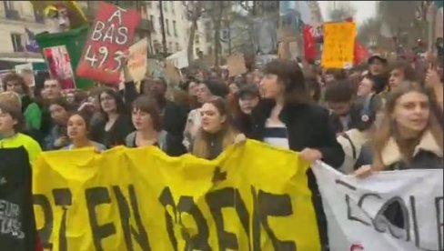 NOVOSTI NA ULICAMA PARIZA: Ponovo masovne demonstracije - francuska prestonica u haosu (VIDEO)