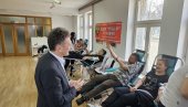ОБЕЗБЕЂУЈУ ЗАЛИХЕ: Акција добровољног давалаштва крви у Угљевику, драгоцену течност дало више од 150 људи