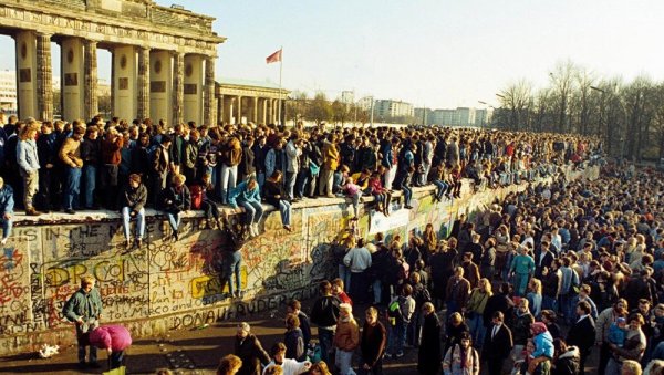 ФЕЉТОН - ВЕЛИКИ ПОВРАТАК  НЕМАЧКЕ НА БАЛКАН: Уједињена Немачка одиграла је пресудну улогу у распаду Југославије
