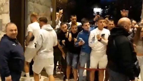 "TUGA, PAKAO...": Crnogorci besni zbog dočeka srpske reprezentacije u Podgorici