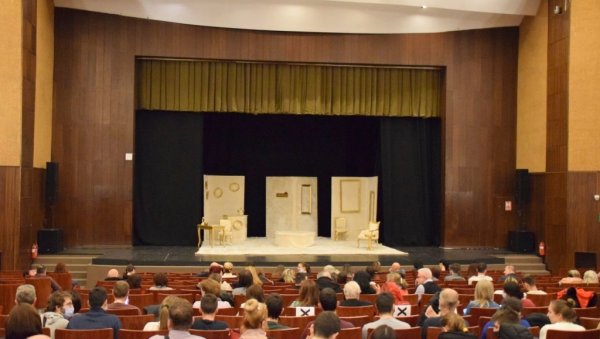 ПОЧИЊУ ГУЛИНИ ДАНИ: У Петровцу на Млави вечерас