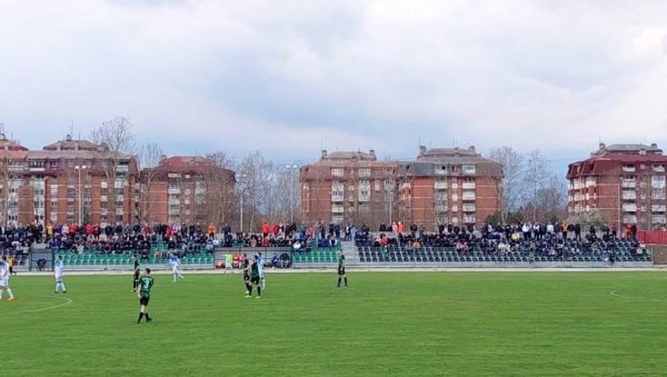 ВРЕДНОСТ РАДОВА 10.350.000 ДИНАРА: Завршена обнова трибине на стадиону у Костолцу