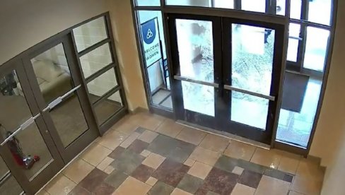 TRENUCI PRE MASAKRA: Sigurnosne kamere u školi snimile ubicu iz Nešvila (VIDEO)