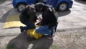 BACIO BOMBU NA HEMIJINU KUĆU: Pogledajte akciju hapšenja - policija ga presrela i izvukla iz auta (VIDEO)
