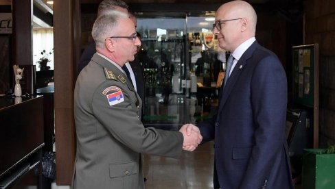 VUČEVIĆ U VRNJAČKOJ BANJI: Ministar obišao kapacitete vojnog hotela „Breza“