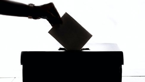 ИЗБОРНА НЕДЕЉА ШИРОМ ЕВРОПЕ: Грађани ће данас искористити своје право гласа у седам земаља