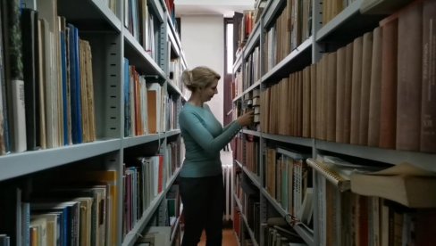 OVO SU ČUVARI NAJSTARIJIH ZAPISA U KRUŠEVCU:  Pogledajte šta se nalazi u dobro čuvanim arhivama (FOTO/ VIDEO)