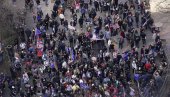 HAOS ISPRED SUDA U NJUJORKU: Sukobile se Trampove pristalice i demonstranti
