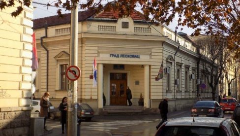 KONSTITUTIVNA SEDNICA: Vlada imenovala petočlani Privremeni organ u Leskovcu