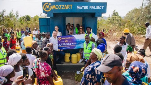 MOZZARTU PRIZNANJE ZA HUMANOST I NA DRUGOM KONTINENTU: Akcija „Sto bunara“ u Keniji nagrađena za doprinos razvoju civilnog društva