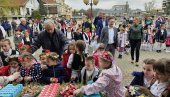 UGLJEVIK PROSLAVIO VRBICU: Lazareva subota, nedelju uoči Vaskrsa obeležena na radost najmlađih (FOTO)