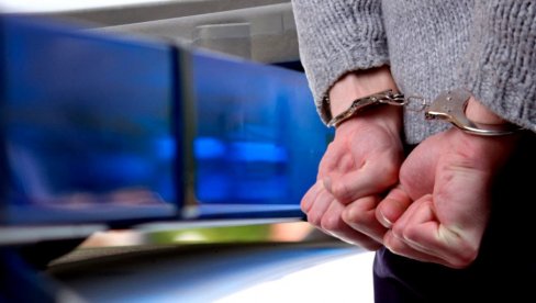 U STANU AMFETAMIN, MARIHUANA I NOVAC: U Novom Sadu uhapšen D.K. (28) osumnjičen za trgovinu narkoticima
