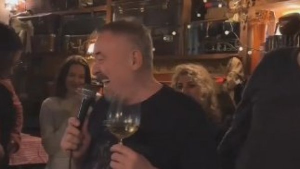 ПОСУЂИВАО ПАРЕ ОД РАДОВАНА, САДА МУ СЕ ПОДСМЕВА У САРАЈЕВУ: Мима Караџић у акцији додворавања граду који је протерао Србе (ВИДЕО)