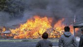 ВАТРУ ГАСИ 700 ВАТРОГАСАЦА: У великом пожару у Јужној Кореји стотине евакуисаних (ФОТО)