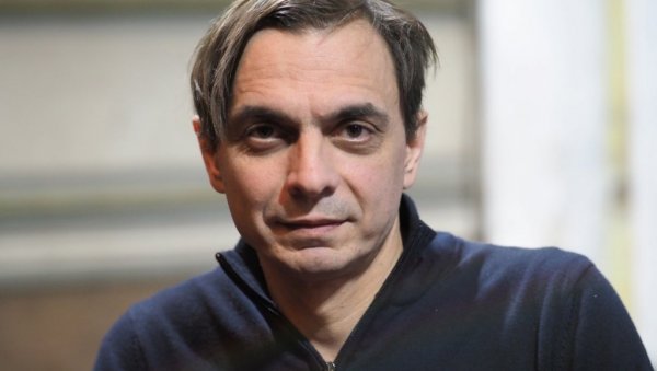 БОЈАН ЖИРОВИЋ УМЕТНИЧКИ САВЕТНИК У ЗРЕЊАНИНСКОМ ПОЗОРИШТУ: Познати глумац на новој функцији у родном граду