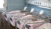 ДВЕ СЕСТРЕ: У породилишту у Новом Саду за дан рођена 31 беба