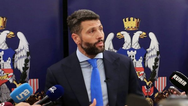 ШАПИЋ: Не одустајем од раскида уговора са „Кенткартом“