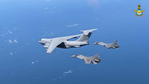 DRAMA - RUSI DIGLI AVIJACIJU: Britanski avioni približili se ruskoj granici iznad Crnog mora