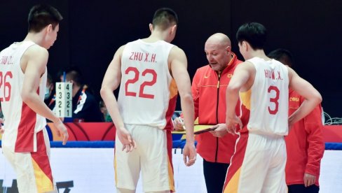 SALE ĐORĐEVIĆ SE OŠTRI ZA ORLOVE: Rival Srbije na Mundobasketu razbio Tavaresa i drugove