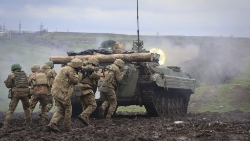 KINESKI AMBASADOR TVRDI: Rusija i Ukrajina spremne za pregovore, ali Amerika ne želi kraj rata
