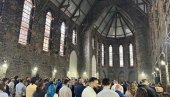 IZGORELA PRE SEDAM GODINA: Prva vaskršnja služba u obnovljenoj crkvi Svetog Save u NJujorku (FOTO)