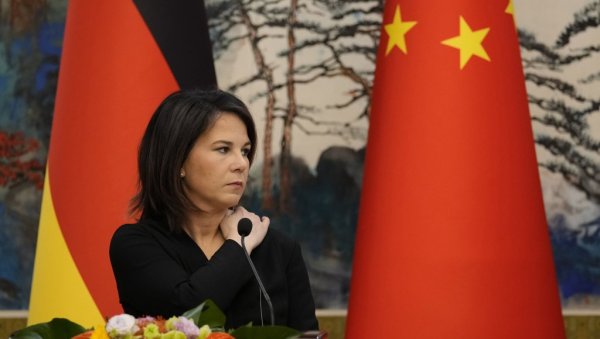 КАО ДА ИХ НЕМА: Бербокова поручила - Кина покушава да замени међународна правила, иако их је ратификовала