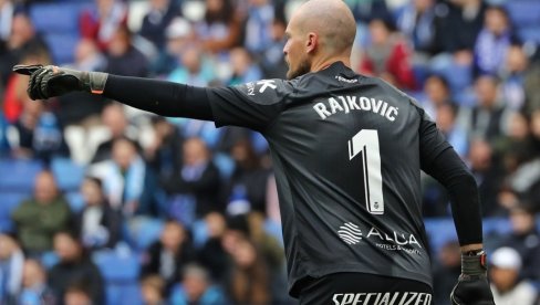 SRPSKI GOLMAN ZABLISTAO: Rajković odbranio penal zvezdi Barselone