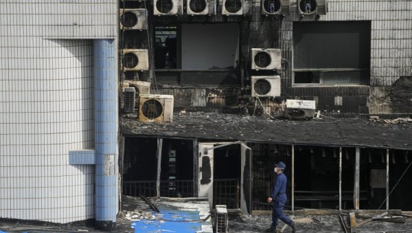 ВАТРА ОДНЕЛА 29 ЖИВОТА :  Порастао број жртава стравичног пожара у Пекингу