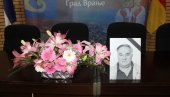 OSTAVIO TRAG U RAZVOJU VRANJA: Održana komemoracija povodom smrti Petra Milosavljevića
