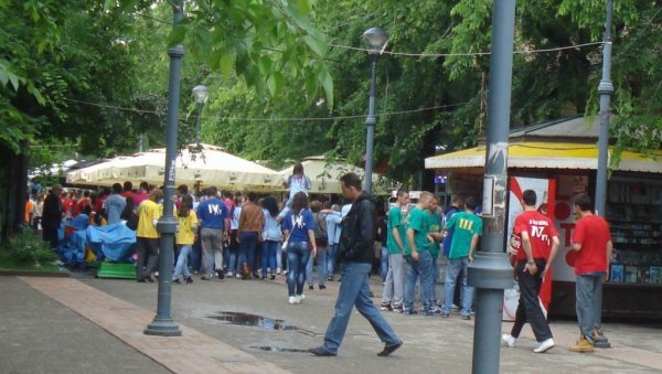 БИЋЕ ЗАТВОРЕН САОБРАЋАЈ: Матурантска улична журка у Пожаревцу 30. маја