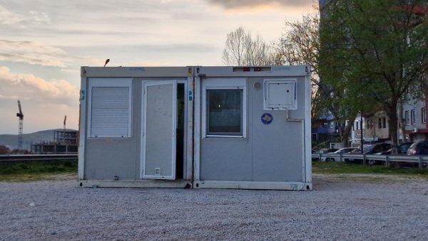 АЛБАНЦИ СХВАТИЛИ ПОРАЗ: Више полиције него бирача