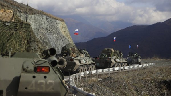 ОВДЕ ВИШЕ НЕМАМО ЛИНИЈУ ФРОНТА Пашињан открио да ли се руске трупе повлаче са јерменско-азербејџанске границе