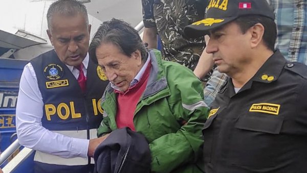 СУМЊА СЕ ДА ЈЕ УЗЕО 35 МИЛИОНА ДОЛАРА МИТА: САД испоручиле Перуу бившег председника Толеда