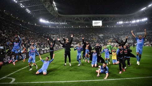 SRPSKI TRIO NA NAPOLIJEVOJ FEŠTI: Fiorentina prvi gost novog šampiona Italije