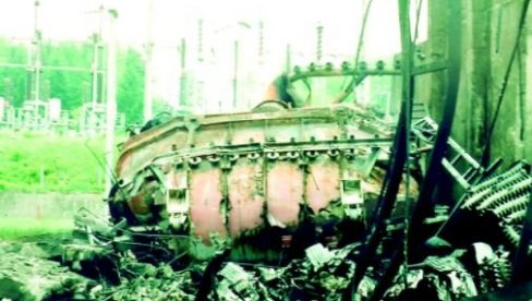 FELJTON - IGRA DO POBEDE NA KONZOLI STUBA: Kad monter Raka  popravlja dalekovode oštećene u NATO bombardovanju