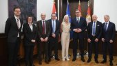SRŽ NAPRETKA SVAKE EKONOMIJE JE ENERGIJA: Vučić sa ambasadorom i predstavnicima kompanija Norveške o ulaganjima u projekte zelenih energija
