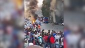 ПАЛА КРВ НА УЛИЦЕ ХАИТИЈА: Члановима банде спаљена тела након линчовања, убијен и вођа организације (ВИДЕО)