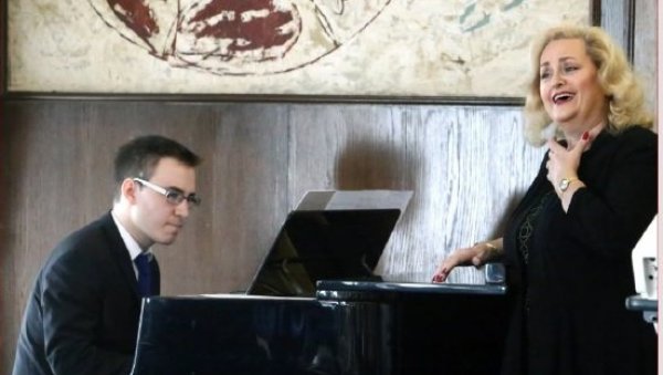 МЕЛОДИЈЕ И СТИХОВИ НАШИХ КРАЈЕВА: У Матици српској наступ сопранисткиње Милице Стојадиновић
