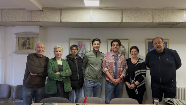 ПРИПРЕМА СЕ АКАДЕМИЈА СМЕХА: У дуодрами Атељеа 212 играју Љубомир Бандовић и Урош Јаковљевић