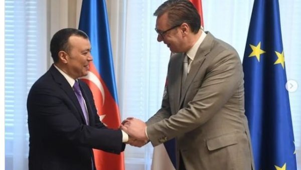ОДЛИЧАН РАЗГОВОР СА ДОКАЗАНИМ ПРИЈАТЕЉИМА СРБИЈЕ Вучић се састао са азербејџанским министром Бабајевим (ФОТО)