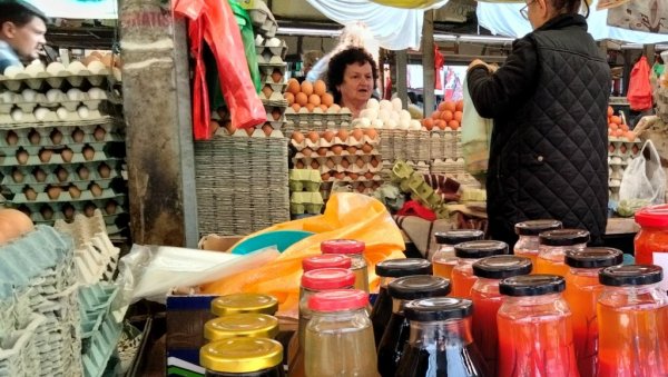 ПИЈАЦЕ РАДЕ КАО НЕДЕЉОМ : Радно време ЈКП „Тржница“ у Новом Саду током празника