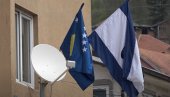 JOŠ JEDAN SRAMAN POTEZ KURTIJEVIH TERORISTA: Okačili zastavu lažne države na policijskoj stanici u Leposaviću