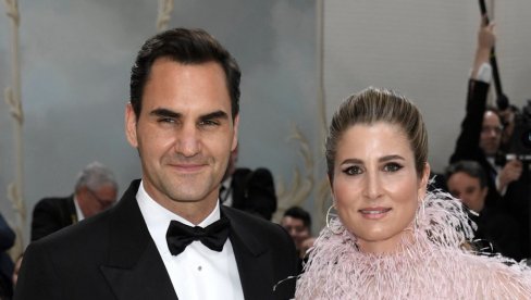 SVI PRIČAJU O MIRKINOJ HALJINI: Jedni za Federerovu ženu kažu pilićarka, drugi se pitaju što su tako surovi prema njoj (FOTO)