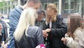 IMALA JE SAMO 12 GODINA: Komšije devojčice ubijene u masakru u školi na Vračaru - Roditelji su je tražili po bolnicama (FOTO/VIDEO)