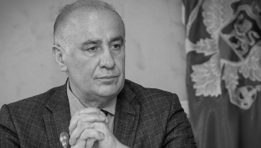 DANAS U PODGORICI: Preminuo Rifat Rastoder