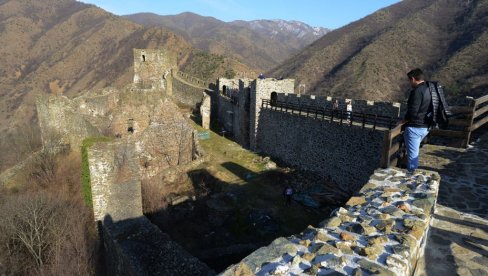 U DUHU NEMANJIĆA: Podno tvrđave Maglič gradiće se srednjovekovno selo