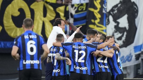MORINJO POKLEKAO PROTIV BIVŠEG KLUBA: Inter slavio protiv Rome, Svilar gledao sa klupe
