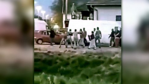 SNIMAK MASOVNE TUČE U KUTINI: LJudi se mlatili na ulici, policija najavila - biće hapšenja (VIDEO)