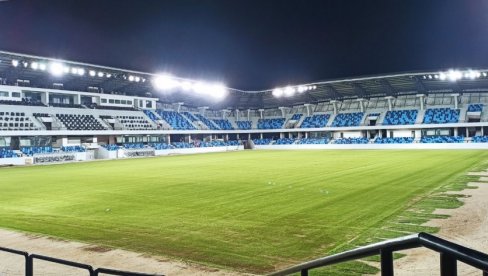 FUDBALSKA LEPOTICA: Prvi put upaljeni reflektori na stadionu u Loznici (VIDEO)